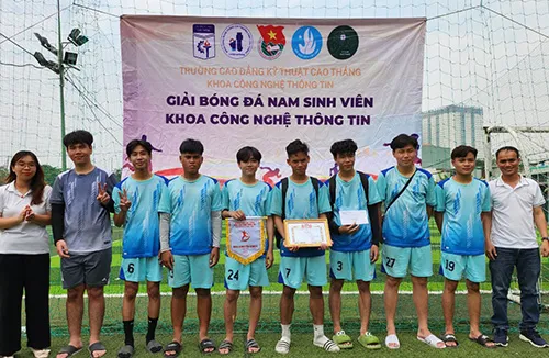 Ngày hội kết nối doanh nghiệp và sinh viên CNTT